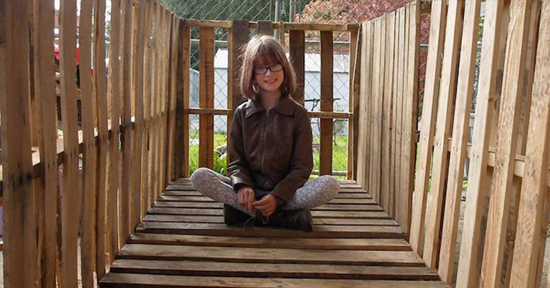 9-Year-Old Built Tiny Homes For The Homeless Because “Everyone Deser...